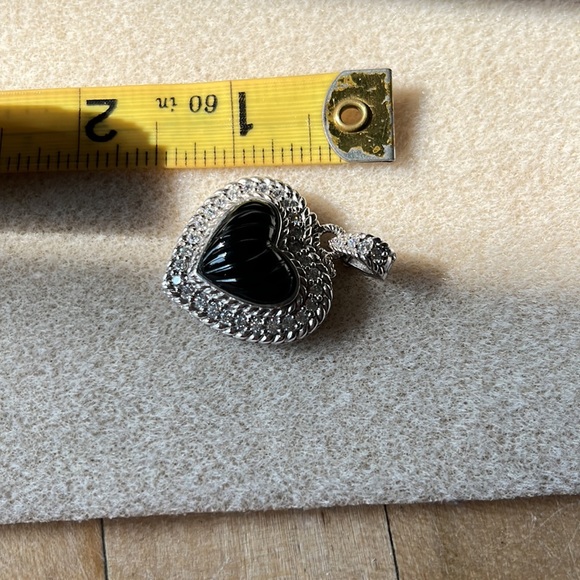 Judith Ripka sterling heart enhancer - Picture 5 of 5
